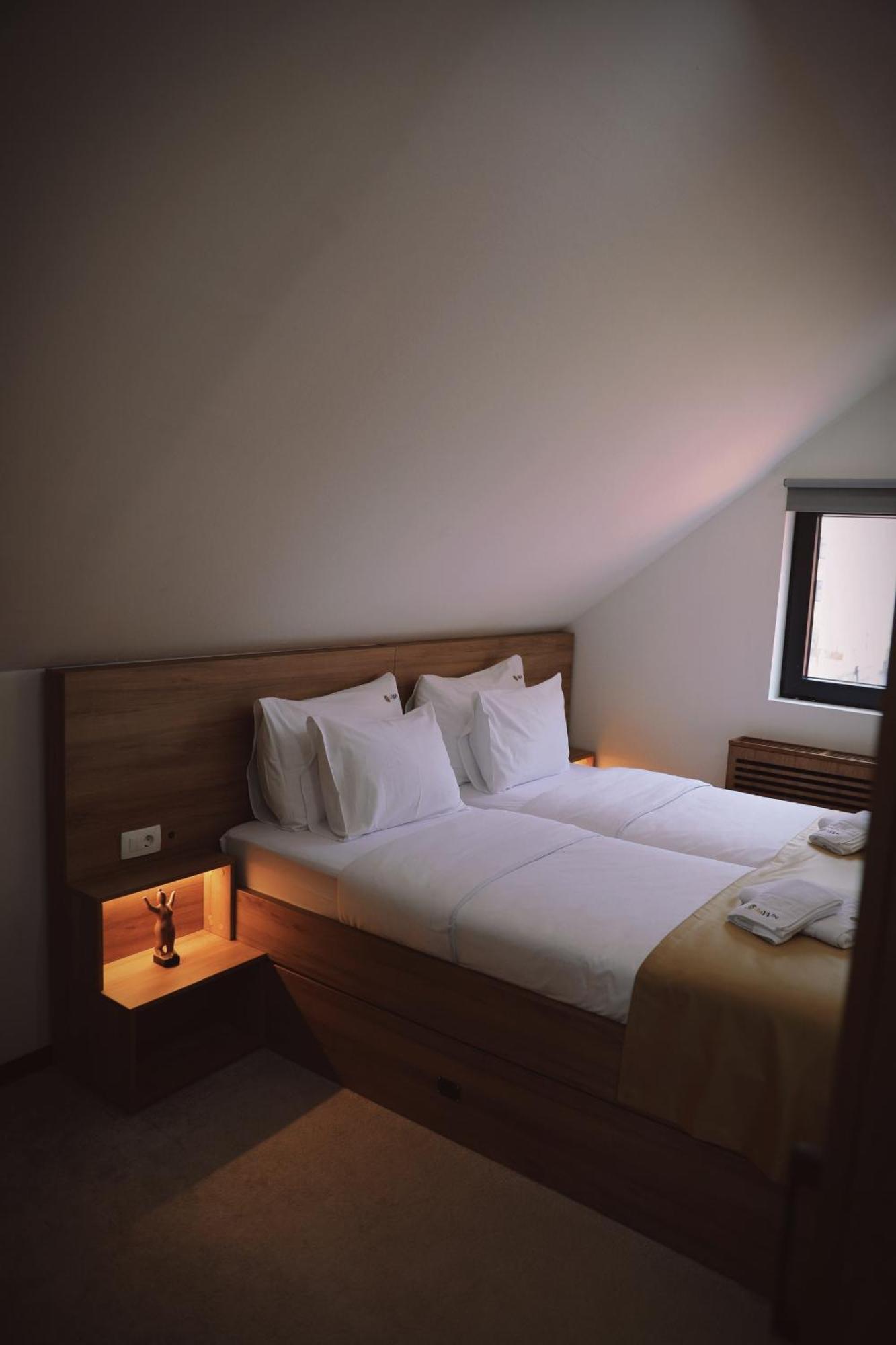 Hotel Sax-Win Pozega Exteriér fotografie